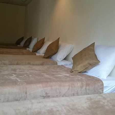 Chateau Beatrice Tagaytay City Dış mekan fotoğraf
