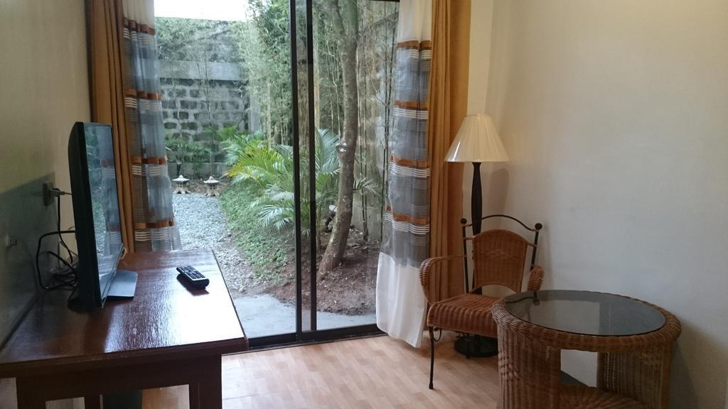 Chateau Beatrice Tagaytay City Oda fotoğraf