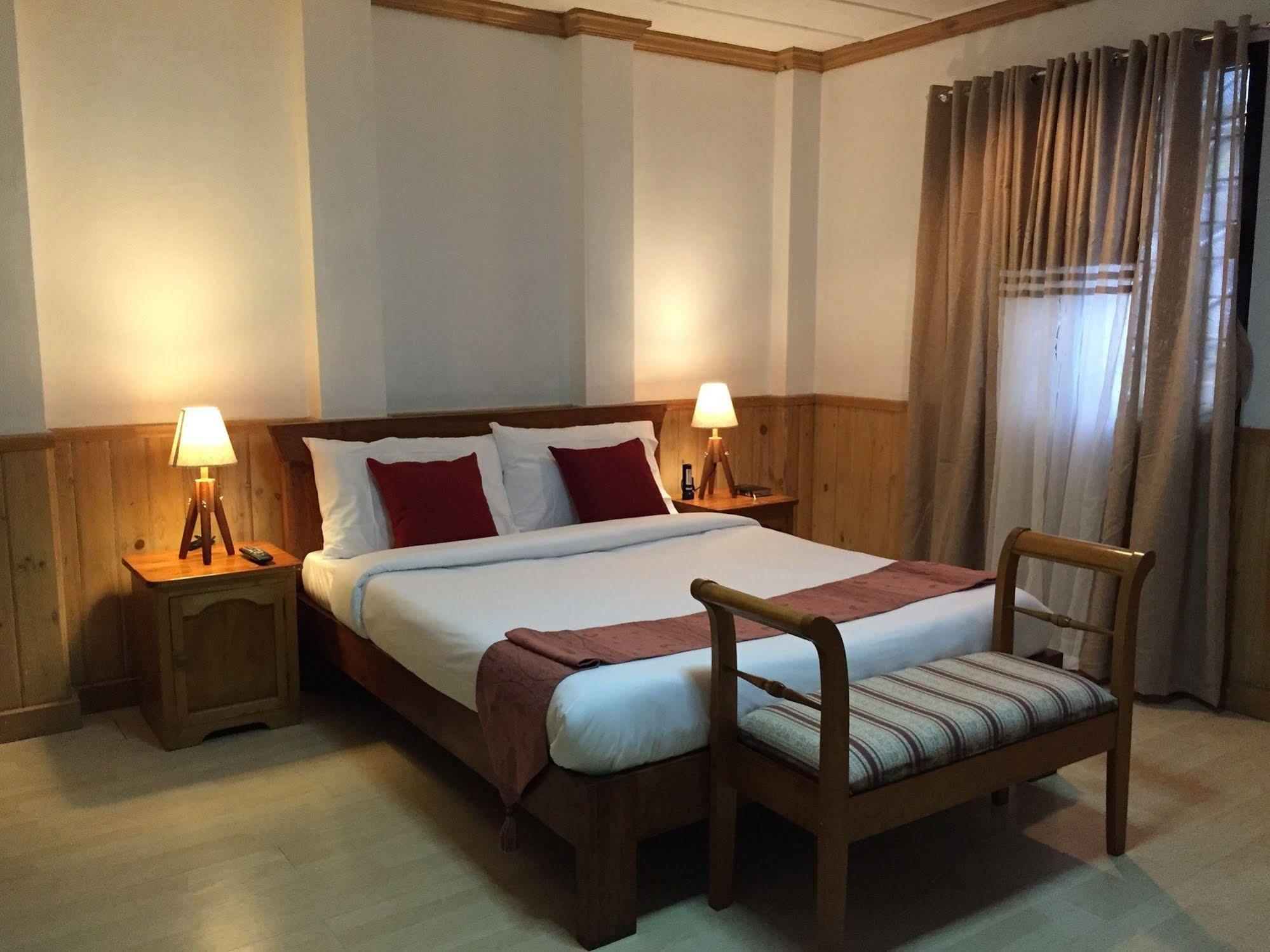 Chateau Beatrice Tagaytay City Dış mekan fotoğraf